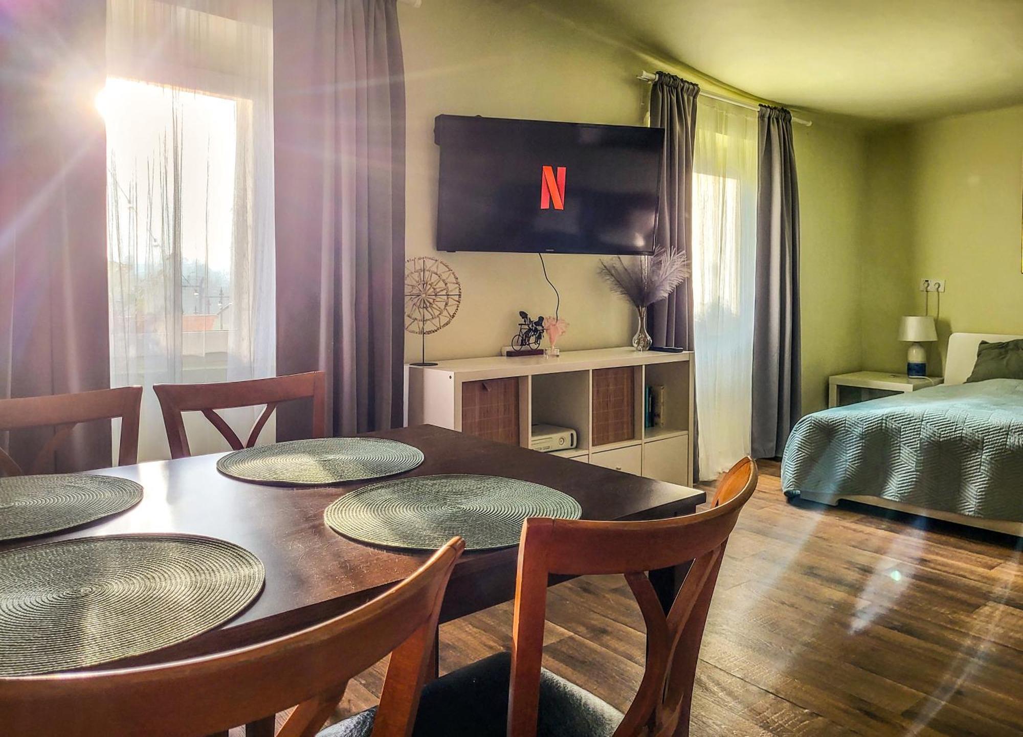 Mi Casa Vendeghaz - Apartments Eger Buitenkant foto