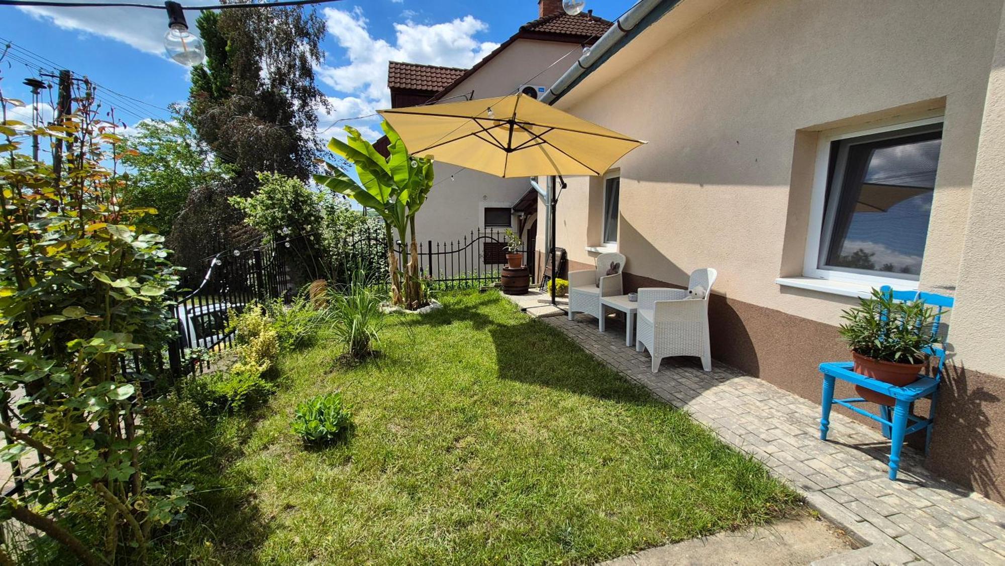 Mi Casa Vendeghaz - Apartments Eger Buitenkant foto